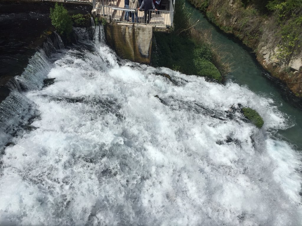 hattatberk's tweet photo. Keban Çırçır Şelâlesi mevkii; yurdumun cennet köşelerinden... https://t.co/zZOD1M3Ht9