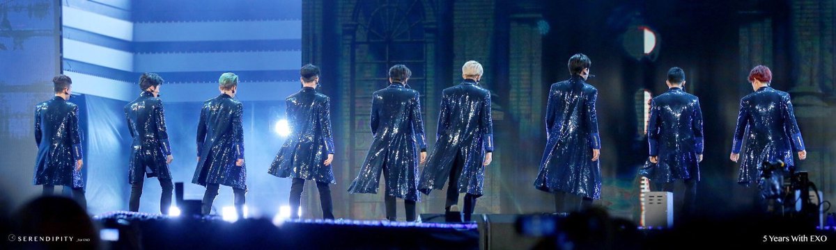 xxeodrs_bk's tweet photo. この後ろ姿また見れますか(´；ω；｀)

#PremiosMTVMiaw #MTVBRKPOPEXO @weareoneEXO https://t.co/4VRSX6TcvX