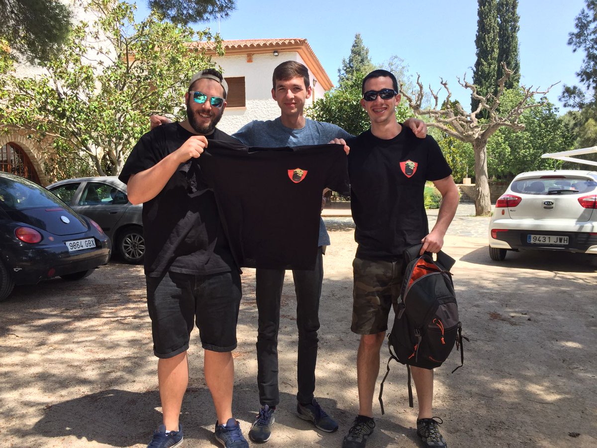 grifake's tweet photo. per fi soc @GuerrillaXdT! gracies amics! https://t.co/2F8VIKcDKB
