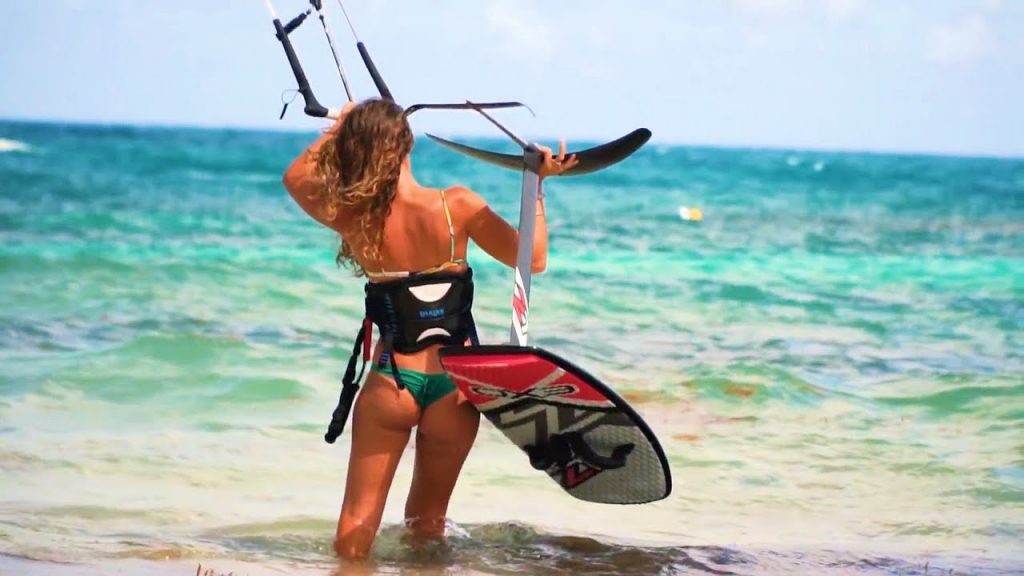 UniversKite's tweet photo. Kiteboarding Is Awesome 2018 #3 - Univers kite - https://t.co/dOwGTmgsHq #Kitesurf #Kitesurfing #Kiteboarding https://t.co/WXBp8tAMSi