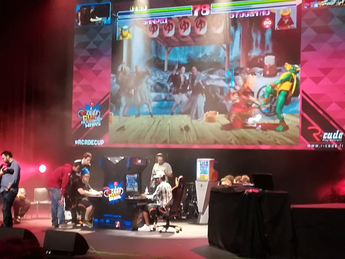 FirstAttackBZH's tweet photo. C'est parti ! #RCADECUP à @PlayParisbyPAX https://t.co/mY9NPXd28h