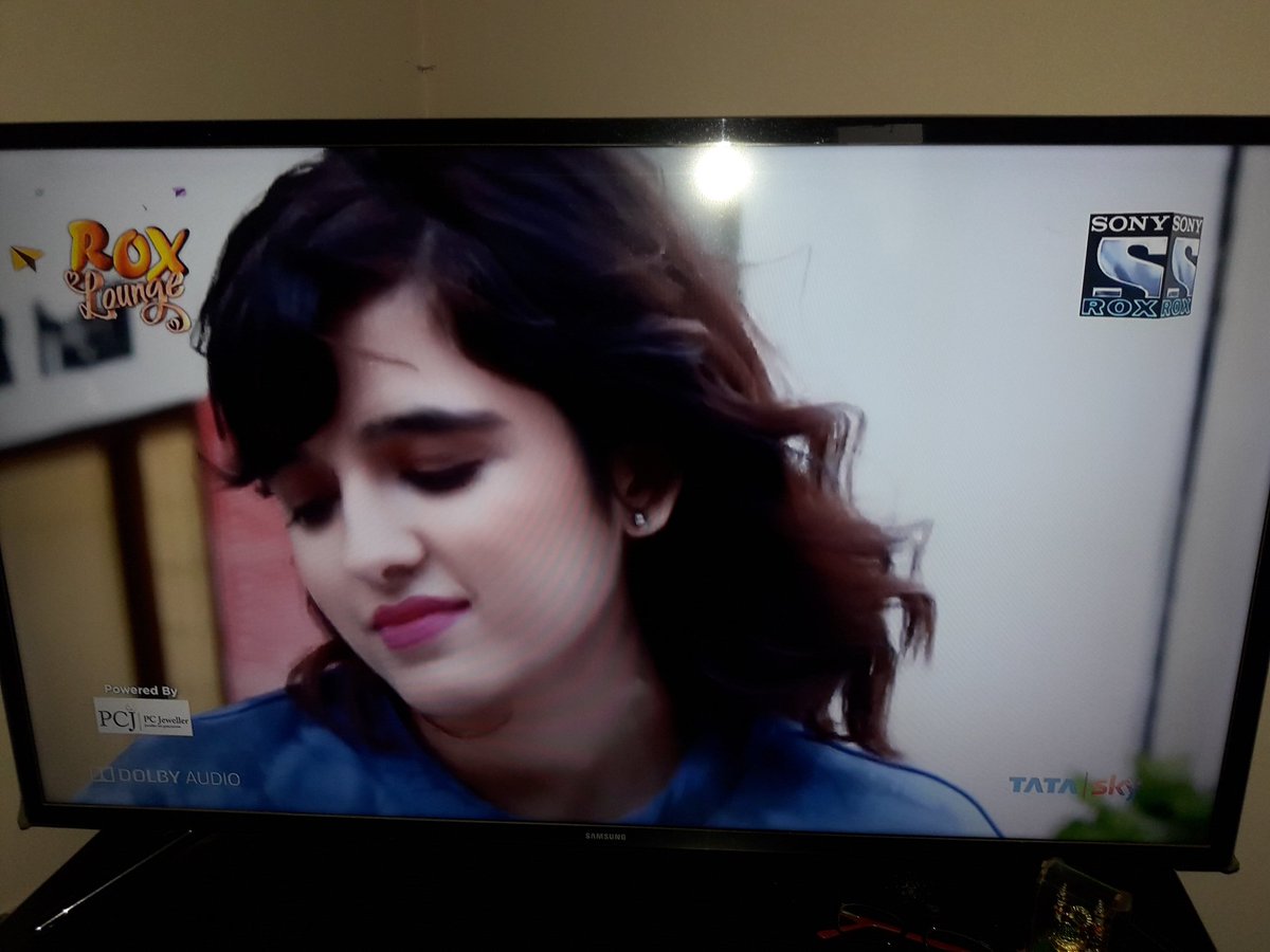 Rishadhussain4's tweet photo. Wow wow🤗finally finally finally I watched it on TV thanks #SONYROXHD and a special thanks to @gurnazarchattha sir and @ShirleySetia mam for such a lovely creation of #KoiviNahi ❤
@BibssShirley @Sarthak0207 @iNatashaSingh @jaydeepsudani2 @itsKishankk @Harsh95105 @Sathya1922000 https://t.co/xEU5iJvlZt