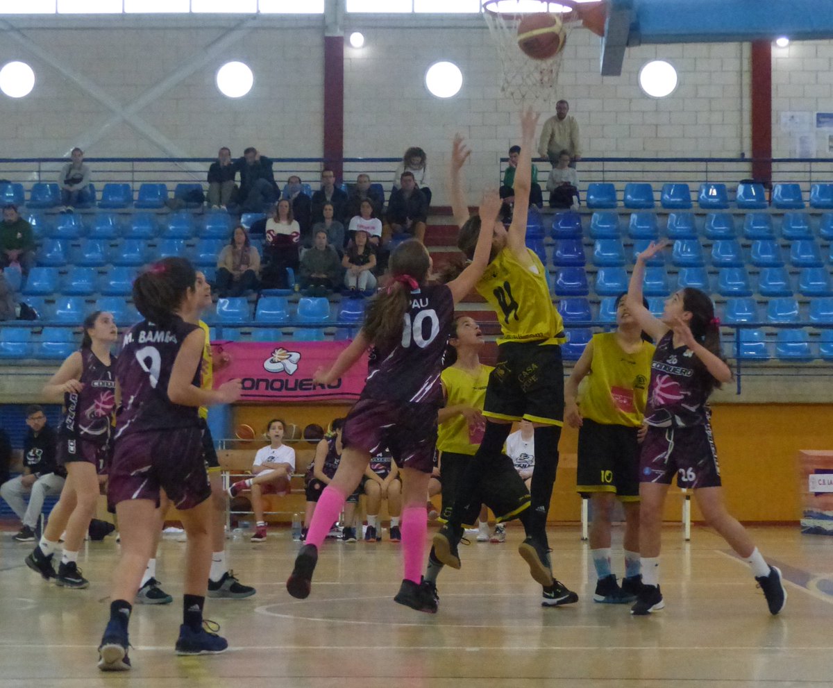 fabhuelva's tweet photo. 🏆#FaseFinalIF2018⛹🏻‍♀️
✅ Jornada 2
🏀 @CBConquero - @CBMazagon 
⏱️ Final: 46 - 67
📺 https://t.co/yXRdN9RaVG https://t.co/ub8sLJlHn6