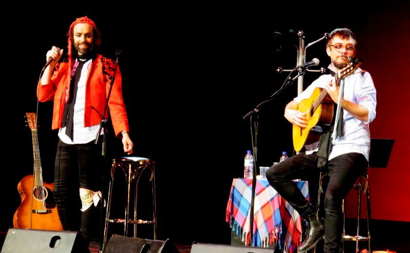 Nazaret_Serrano's tweet photo. @antilopez #MadridPresenta ¡Concierto de despedida de #DesprendimientodeRutina en Madrid! Gracias por cantar "Suerte" como adelanto del próximo disco...¡Sois geniales, que bien lo pasamos siempre y lo que no reímos! @madridpresenta @fernangomezCCV https://t.co/FFk0VUsfdI