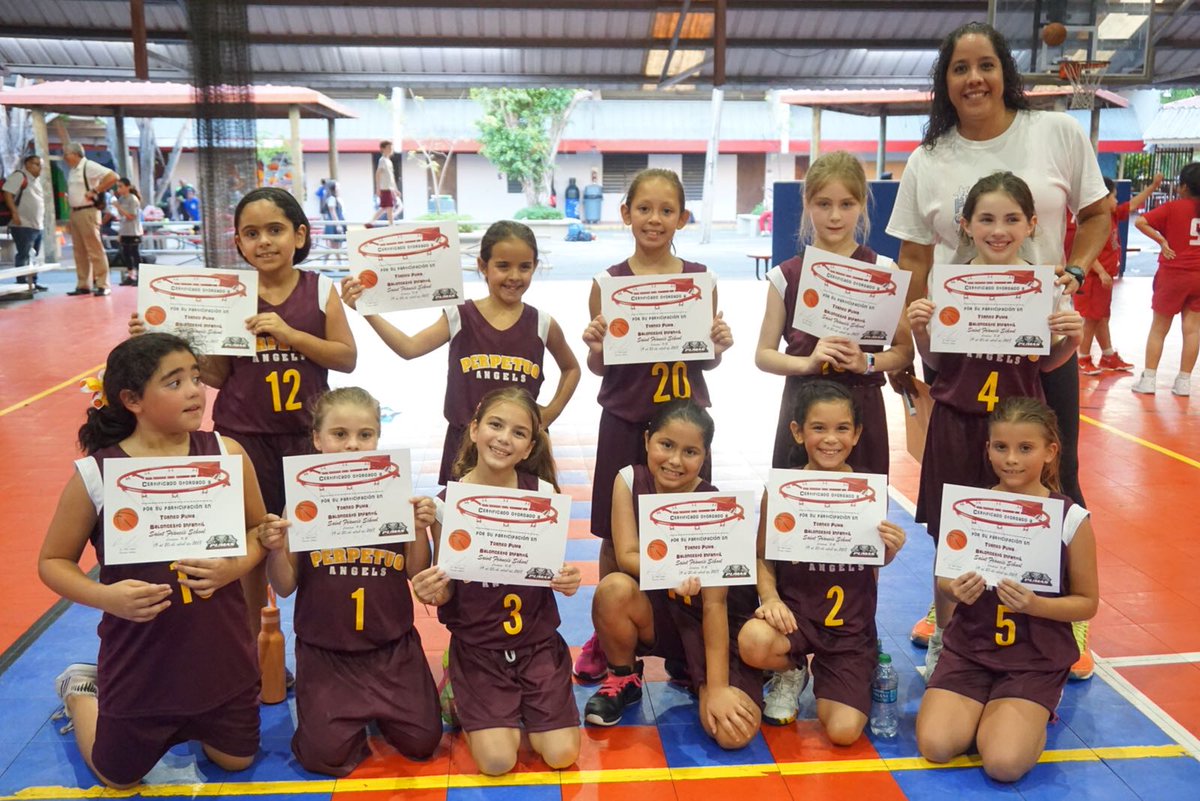 perpetuoangels's tweet photo. Shout out to our girls mini infantil basketball team at St. Francis  tournament. https://t.co/U7CNtzPrqy