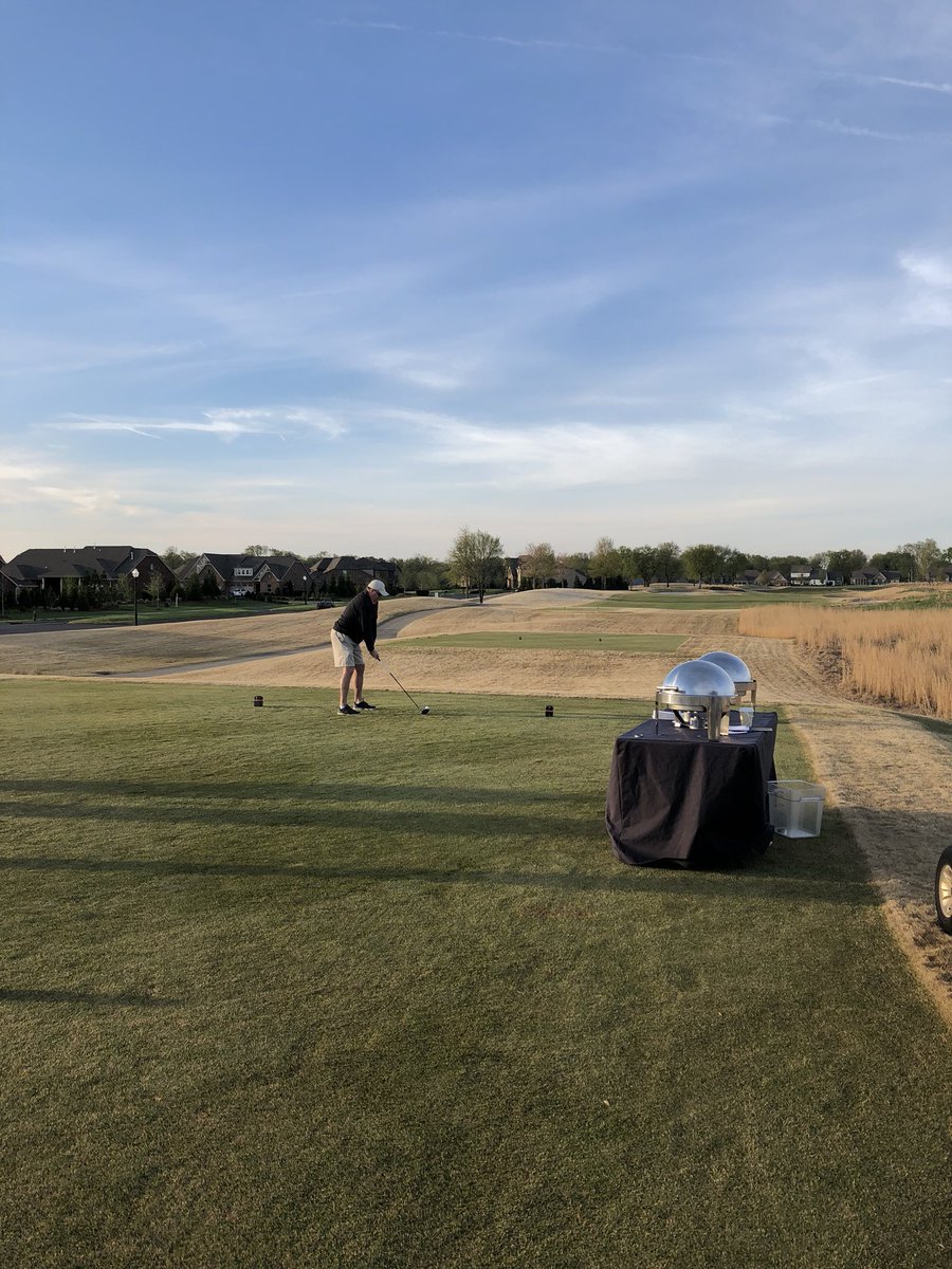 foxlandgolf's tweet photo. Breakfast is ready and it’s time to play! https://t.co/3H3XUGi0GQ