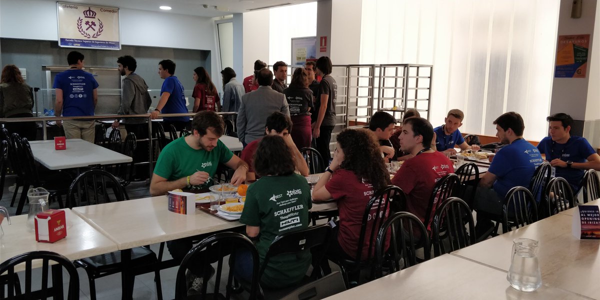 EBECSpain's tweet photo. Recuperamos fuerzas en la Cafetería de @minasenergiaupm para encarar está tarde de #EBEChallenge Spain! https://t.co/X40JeRZKKQ