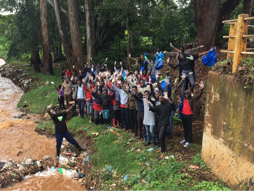 "Over 200 Kenyan …" - @Greenpeaceafric, Greenpeace Africa ... "Over 200 Kenyan …" - @Greenpeaceafric, Greenpeace Africa ... - 1024 x 768 jpeg 229kB