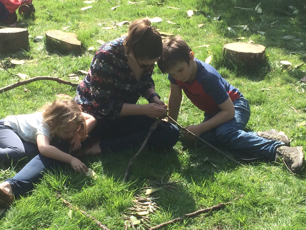 LlandoveryPrep's tweet photo. Our first community Forest School session was great fun. Thank you to everyone who came #fun #learning #tinforest #squarelashing #pictures #scavengerhunt @Ignite_UP https://t.co/36d8ieXTNt