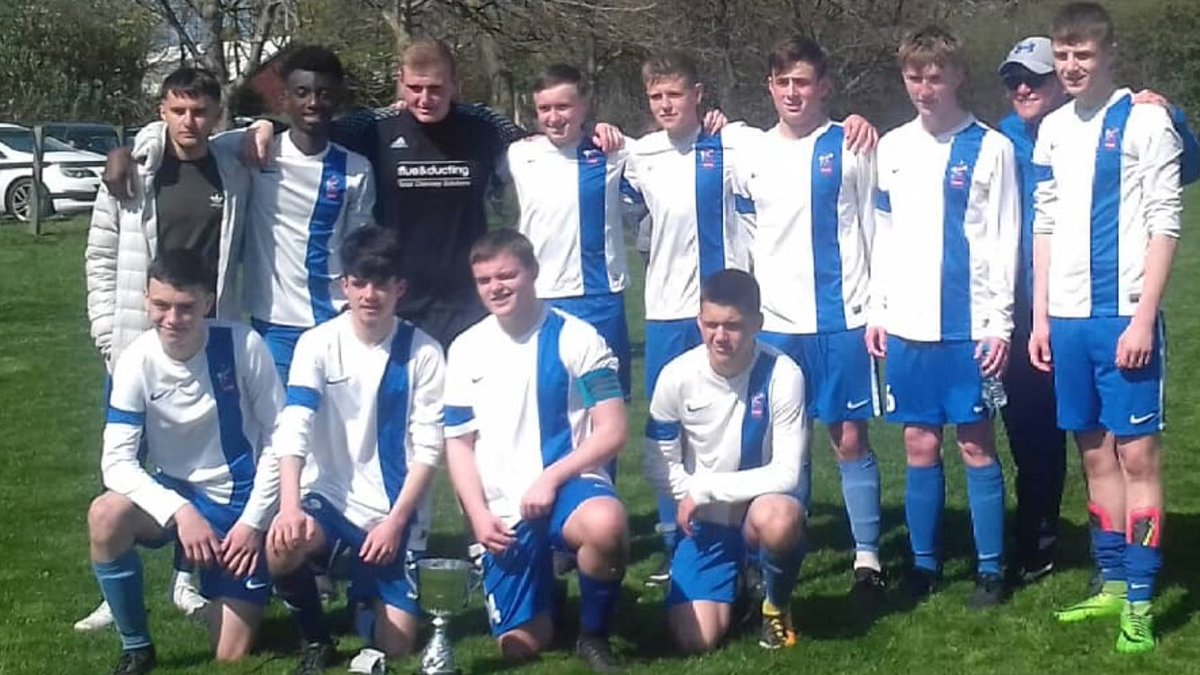 BoldonVipers's tweet photo. 0-2 final score,good game result harsh on the lads who put a big shift in,down to bare 11 once again and 3 lads carrying knocks story of our season,boys done well to finish runners up but full credit to @NewHartleyJrsfc worthy champions 👏🏻👏🏻👏🏻 https://t.co/w3RXGmV4U5
