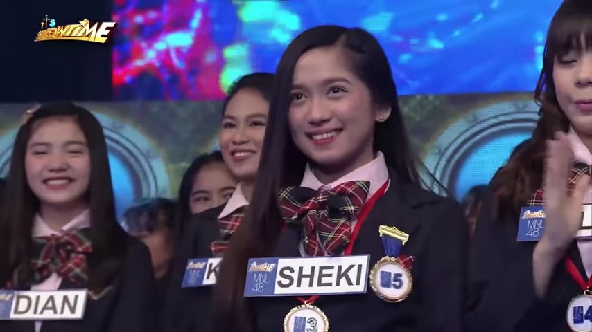 Eeyyypppiii's tweet photo. I am super duper ultra mega proud of both of you, oshi bae @shekiarzaga and my precious oshi @jcaldejon! Wala ng atrasan! Lumaban kayo! Pls! Wanna hear your names next week! 💗💗💗💗 #MNL48GENERALELECTION https://t.co/o1JUrxqz9j