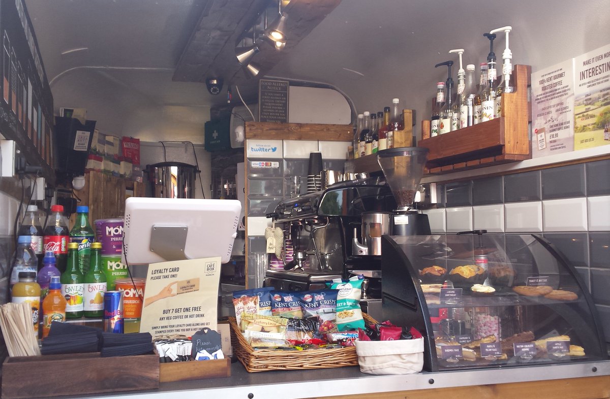 thecafebox's tweet photo. Find delicious handmade cakes and kent coffee in the Horsebox at London Road, Polhill (short distance Polhill Garden Centre) TN14 7AA. Open 8am-3pm (Mon-Fri) and 8am - 2pm (Sat). Hope to see you soon! #horsebox #cafe #Coffee #Independent #businesswoman #kent #sevenoaks #halstead https://t.co/8zkTDAv0b8