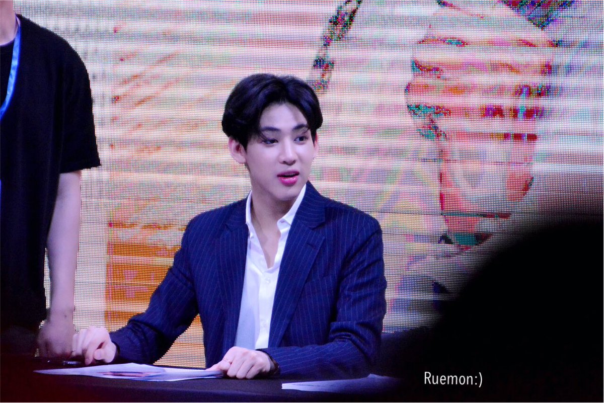 DoubleM9200's tweet photo. นิยามขั้นกว่าของคำว่าน่ารัก = น้องแบมแบ๊มมมมมมม ❤️ #BamBam #VivoV9xBamBamGOT7 https://t.co/LC518MHyGf