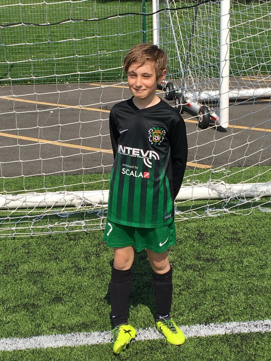 wafc_greens's tweet photo. Today’s @ScalaInc @Intevi_Ltd #motm for amazing work rate and a superb turn and finish to wrap the game up! ⚽️ @FootballGrf #cool #finish #workrate #reward #wardenafc https://t.co/VyuvUJBl2i