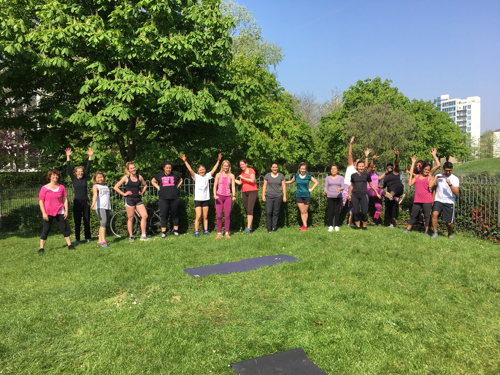 Jumping for joy <a href="/OurParksUK/">Our Parks</a> classes in #limehouse today! #turnuptoneup #madetomove #naturesgym