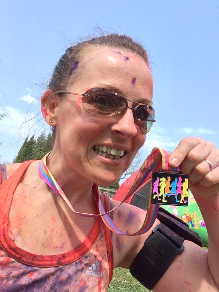 ClareYM1978's tweet image. Multicolour paint run was so much fun 🎨🏃🏽‍♀️ #Malvern #PaintRun #MultiColourRun #Fun #Charity