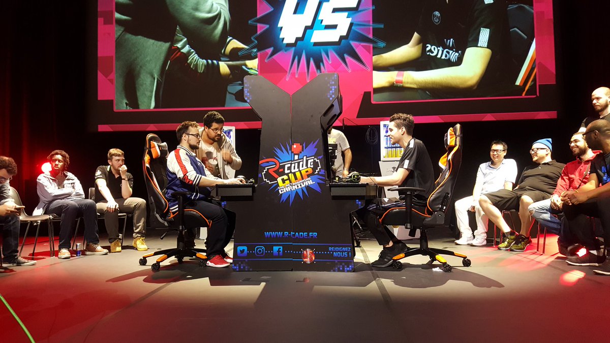 rcade_play's tweet photo. C'est la finale de la #RCADECUP à #PlayByPax 🏆Team SUD vs Team NORD : Qui remportera cet ultime affrontement ? https://t.co/kBQAN8oRDX