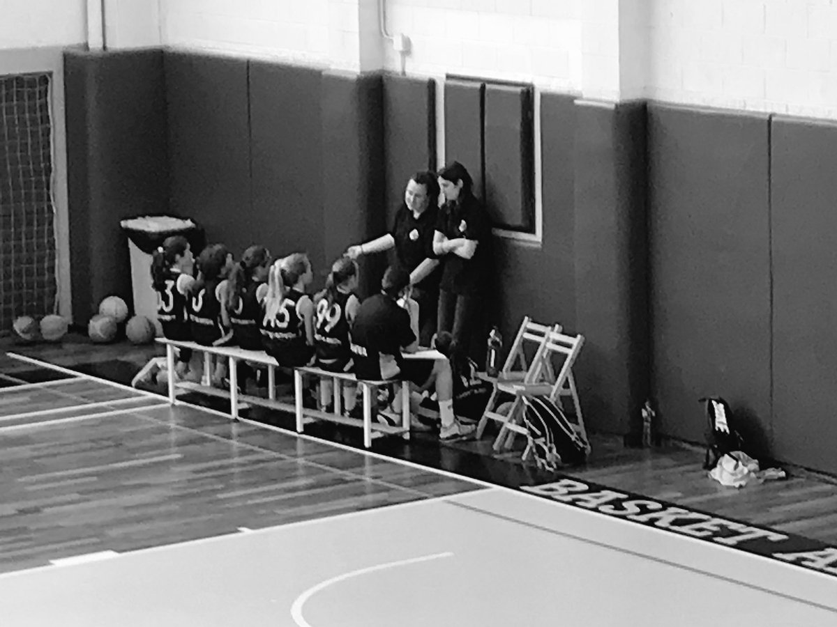 iriaam_basket's tweet photo. 🏀🏀 @FemBasketAlmeda #MF07 91 - 43 @CESantNicolau #minijefasonfire #parlanttbesapren https://t.co/vB8iyDelPT