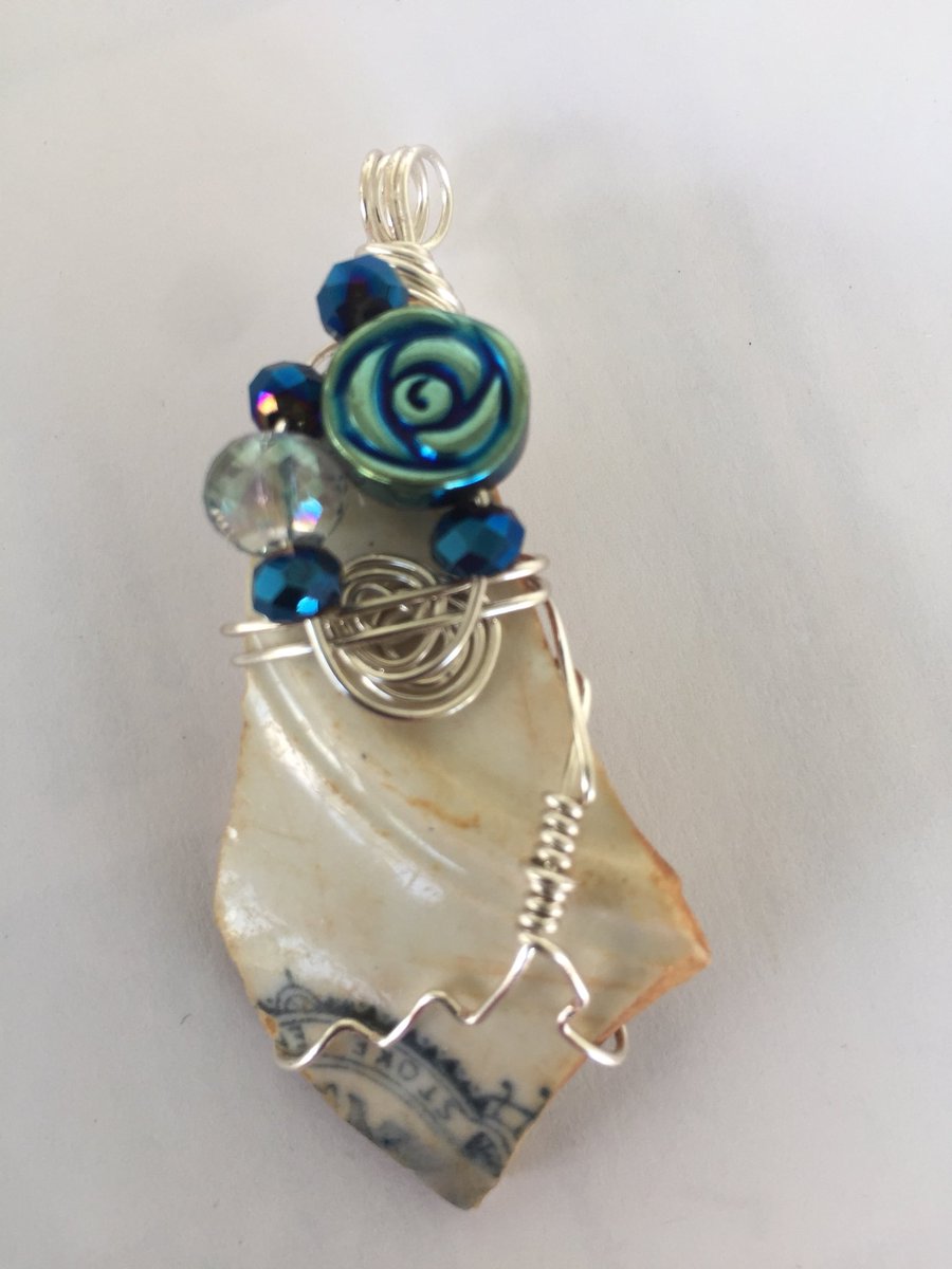 beachbobbles's tweet photo. #seaglass #China #beachpottery #mothersdaygifts #giftformom #beachplease #beachlife #BeachcomberExperience #Oceans https://t.co/lcTJlngaTv