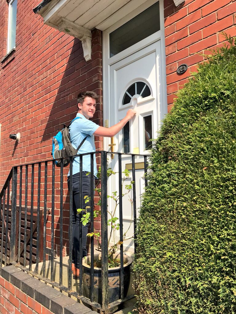 UniShefCA's tweet photo. Great day out campaigning in Dore and Totley today. Lots of concern about the local council cutting down trees #ConservativesDeliver #Sheffield #VoteConservative https://t.co/QzdIjXkjxq