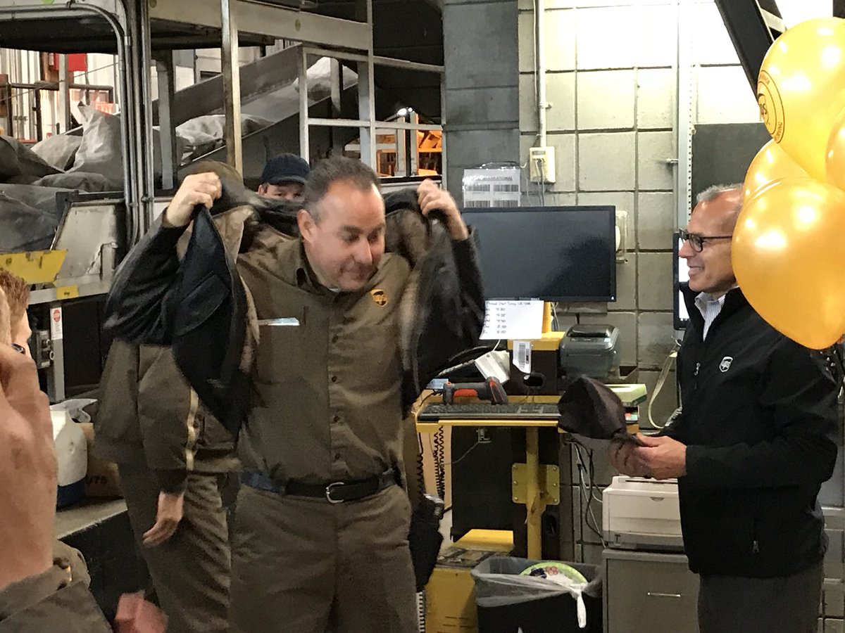 Frank Foglio (@fogliofrank) on Twitter photo Congratulations to Vineland NJ Service Provider Steve Velazquez on being inducted into the Circle of Honor!! <a href="/ChesapeakUPSers/">Chesapeake UPSers</a> Congratulations to Vineland NJ Service Provider Steve Velazquez on being inducted into the Circle of Honor!! <a href="/ChesapeakUPSers/">Chesapeake UPSers</a>