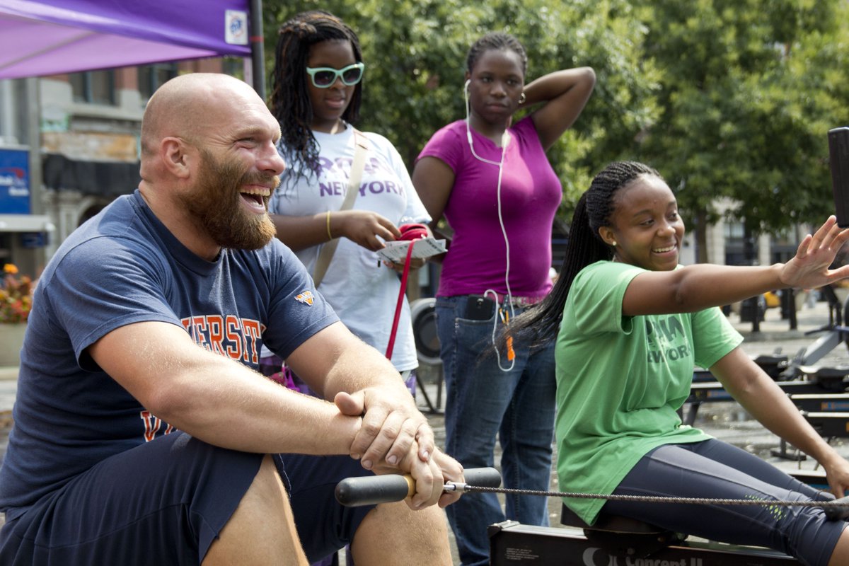 rownewyork tweet media