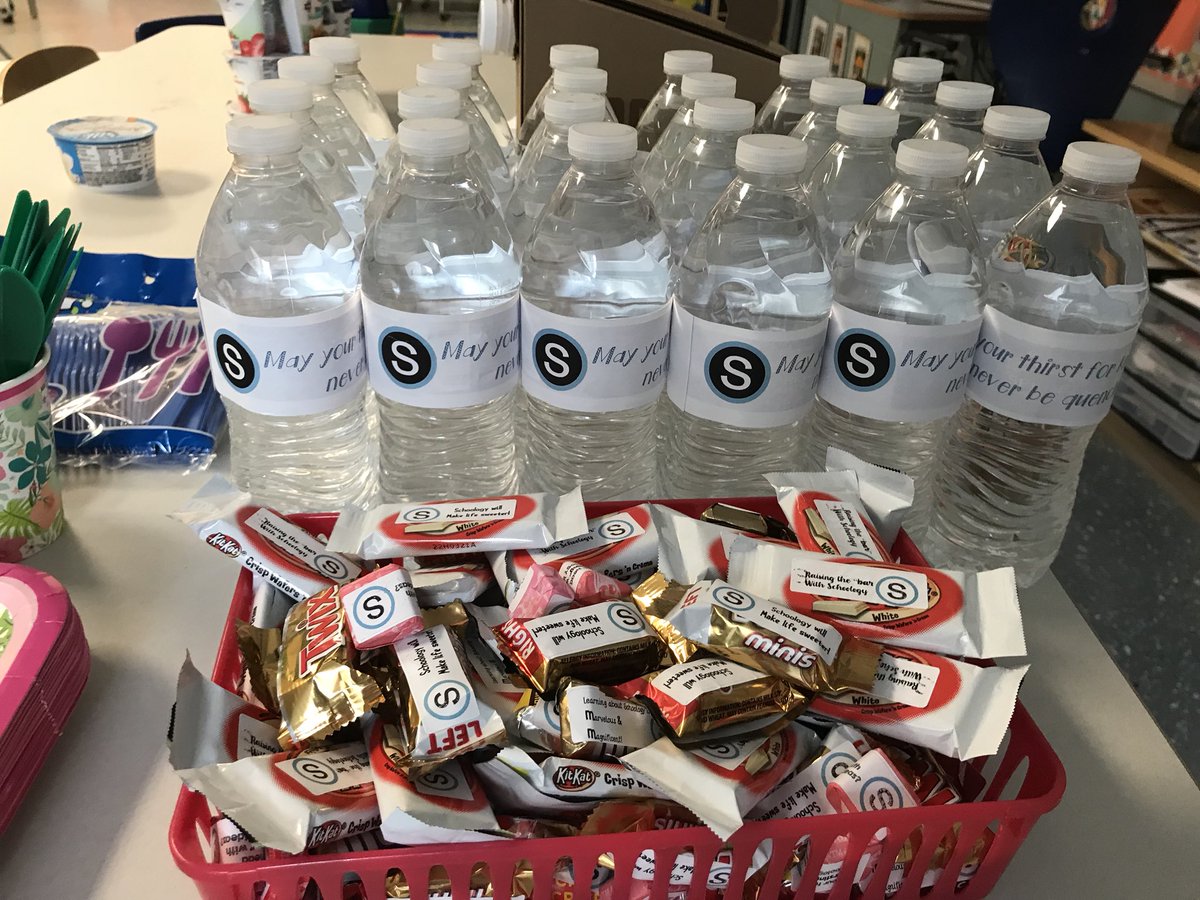 Katie Cox tweet media