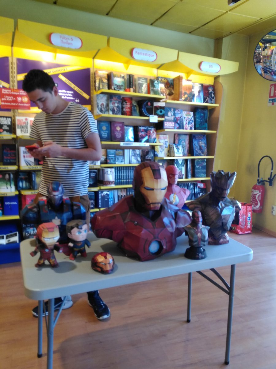AcffAsso66's tweet photo. Les avengers font plaisir aux enfants chez @FranceLoisirs  Perpignan https://t.co/aJGO01dWBI
