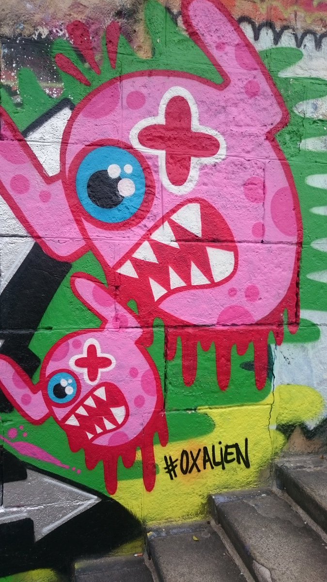 NickVagus's tweet image. #OXALIEN crew on form in Vienna #StreetArt @lastplak