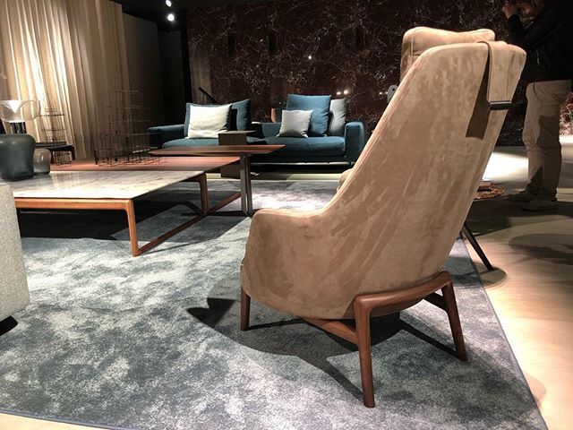 interdesign_uk's tweet photo. #flexform2018
Leda #armchair designed by #antoniocitterio @isaloniofficial https://t.co/wKiaOjQ2bl https://t.co/9HCmH4yLVB