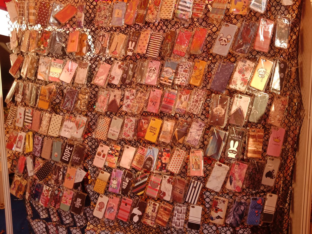 DhindoraBazaar's tweet photo. Add a little quirk in your life #sheharmeindhindora #saturdaythoughts #weekendvibes #weekendbazaar #mumbai #juhu https://t.co/NjaEZKZV5W