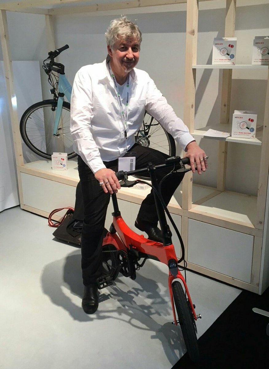 EVCorsa's tweet photo. EV Corsa getting a rave reviews by Ebike bloggers and product testers! Coming very soon to Indiegogo and at outstanding prices!   

#ebike #evcorsa #bike #review #commute #ebikes #lastmile #cycling #demo #custom #fast #practical #easy #design #foldingbike #indiegogo #comingsoon https://t.co/ezQfPh3Ceh