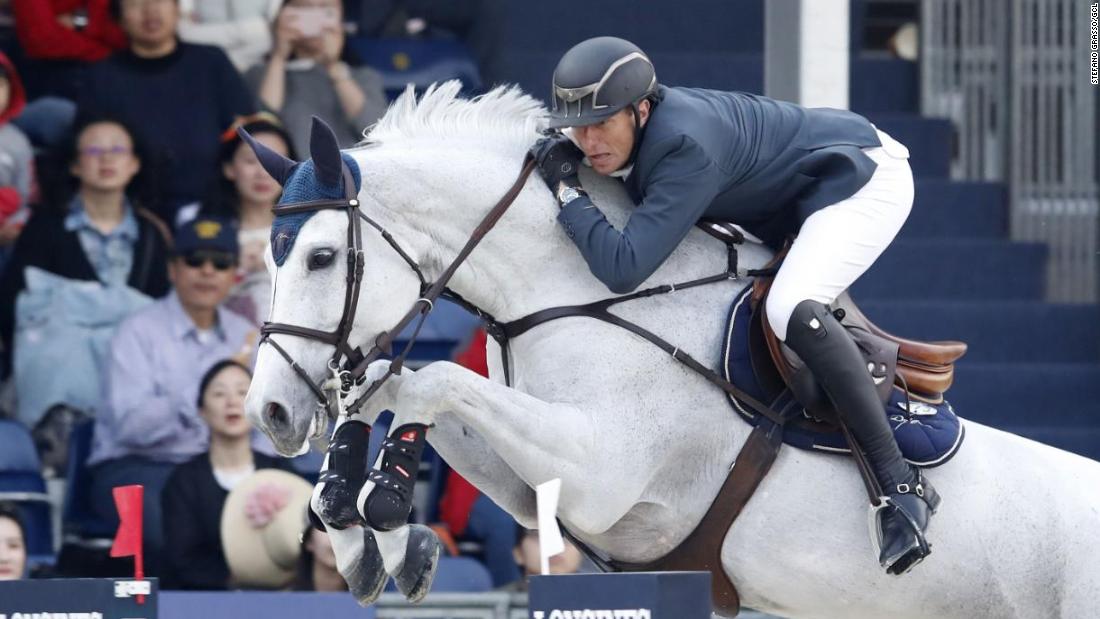 CNN's tweet photo. Belgian's Gregory Wathelet won his first Longines Global Champions Tour title in three years with a dominant performance in Shanghai https://t.co/GlmUSAJjDK https://t.co/EWECGVkK9i