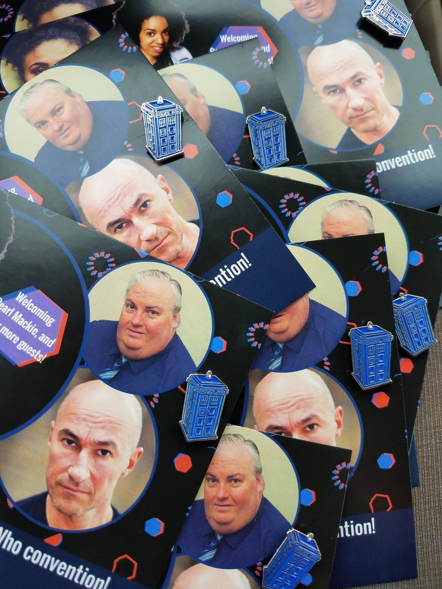 chicagotardis's tweet photo. Come get your freebies at today's meetup! We're also raffling off several amazing prizes. #SaturdayAfternoon #WeekendMeetup https://t.co/CHuNoL8SYQ