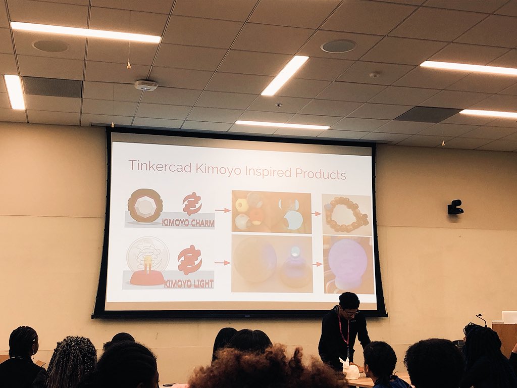 BlackGirlsCode's tweet photo. #BGC3DPrint ..SF event Blackgirls code more activities inside the class w/ Vladimir instructing on Tinkercad creation https://t.co/F3UVhRgKxa