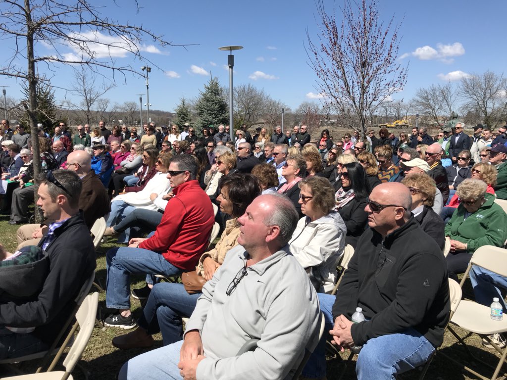 MayorMadden's tweet photo. Incredible show of community support during this afternoon’s ceremony to dedicate “William D. Chamberlain Riverfront Park” and “Chamberlain Way” in honor of the City’s former Director of Operations. #TroyNY https://t.co/9qheWJonZG