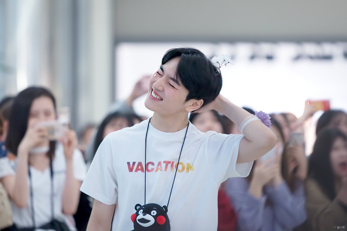 그대의 하루가 행복하다면,
나의 하루는 더 행복할거야 💜

#펜타곤 #PENTAGON #키노 #KINO #강키노 #강형구 
#펜타곤_빛나리 #빛나리 #POSITIVE