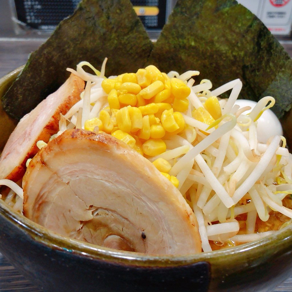 _kamakura's tweet photo. 特みそこってりらーめん / ど・みそ 町田店
#特みそこってりらーめん #味噌ラーメン #ラーメン #らーめん #domiso #50杯目 #どみそ #町田
https://t.co/qxhQfjnsir https://t.co/F2DMayJ67l