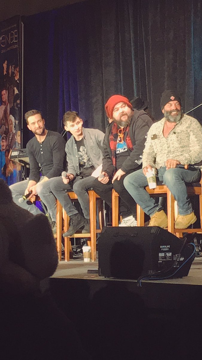 slhenson_'s tweet photo. The Wild Crew with #ProPipes (@GilMcKinney) #Jerard (@Jared_Gilmore) #DeepDish (@captaingauthier) & #InspiringGrumpy (@leearenberg) #OUATCHI https://t.co/lmC4RyPeKZ