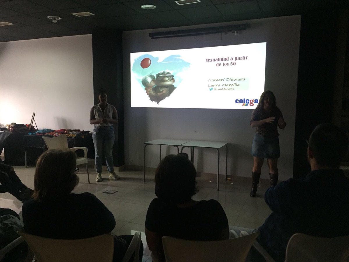 COLEGAALMERIA's tweet photo. Hoy hemos estado entretenido/as con el taller Charla sobre sexualidad a partir de los 50 en el centro sociocultural #Lgbt Colega ¡gracias por esta tarde y por vuestra asistencia! https://t.co/FRsdoxTxOO