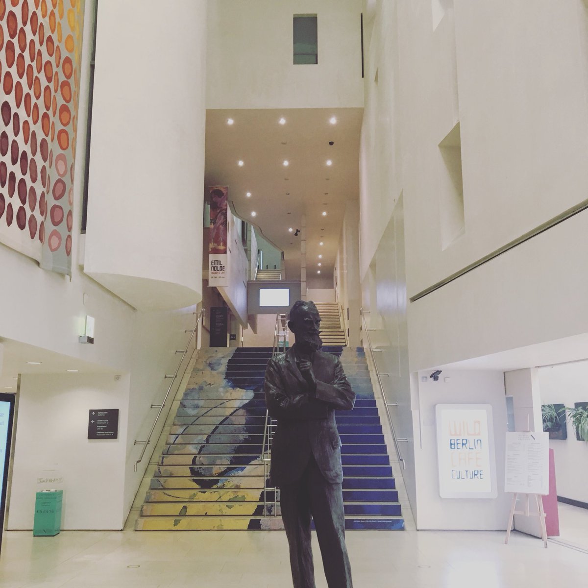 WIPLive's tweet photo. Delighted to mark the graduation of the Class of 2017 at the National Gallery of Ireland. With @rolynagh welcoming #WIP17 to the WIP Alum community https://t.co/1iaBRxJ7b8