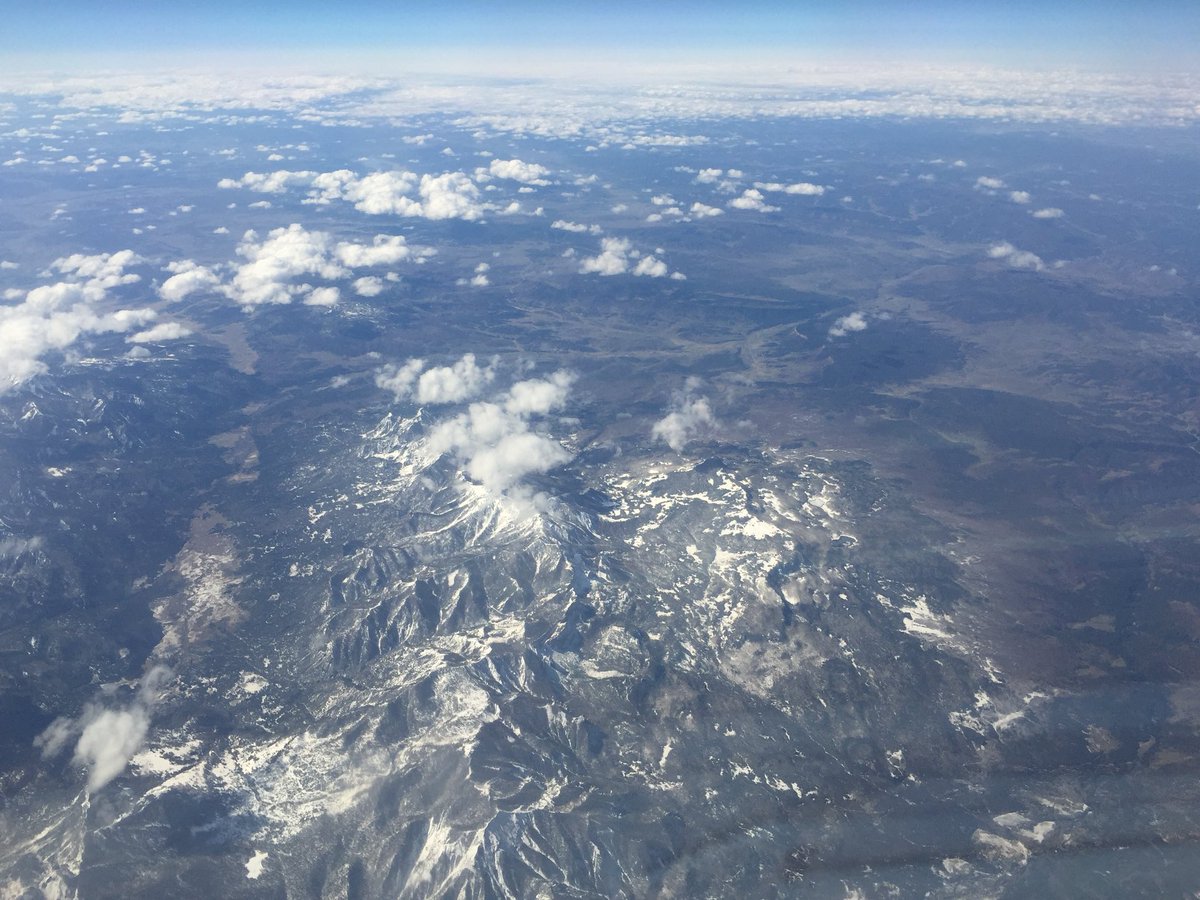 jordanamarieb's tweet photo. I always said with reporting, you never know what you’ll see on the job. I think I can say the same about my new career too.
#flightdeckviews #FAlife #LAbound https://t.co/adS42RZEdD
