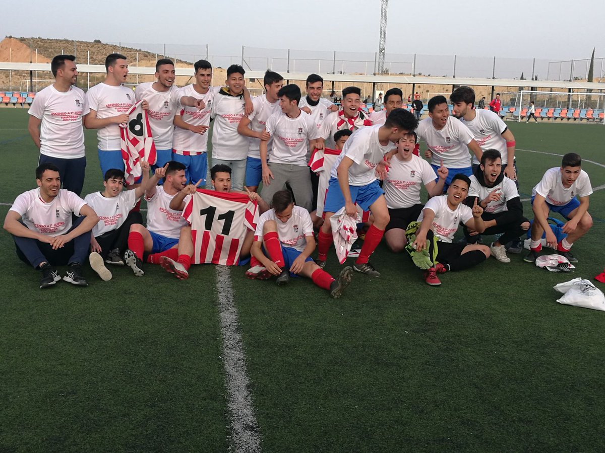 ClubFBTotana's tweet photo. 🔴 NOTICIAS

Ahora si que si!!! 🏆 CAMPEONES DE LIGA Y ASCENSO A PRIMERA JUVENIL!!! Que grandes!!!!!👏👏👏👏

ENHORABUENA!!!💪

#CEFTotana #SeguimosCreciendo #HacemosHistoria https://t.co/TfJXhMoKhF