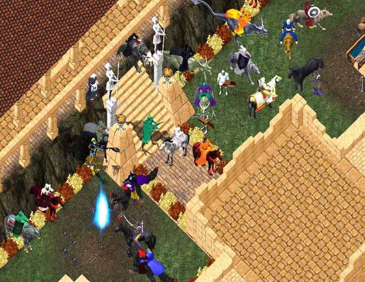 Nice to see lots of people online hanging around Luna. Are you back for Endless Journey? #UltimaOnline