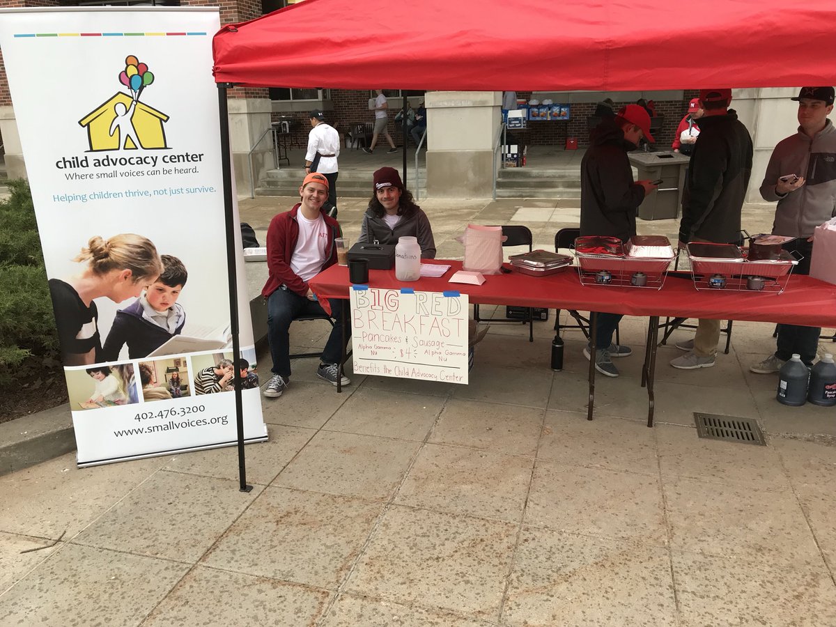 UNL_AGN's tweet photo. We’re all setup and serving up some pancakes! Come to the Nebraska Unions for a tasty breakfast! #unl #unlgreek https://t.co/s0tW2tp9MF
