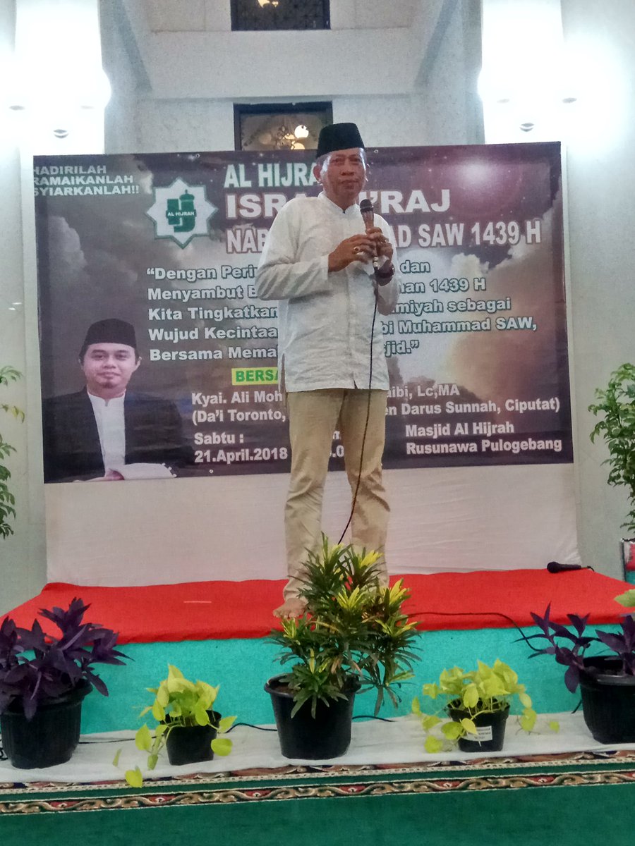 Kel_PuloGebang's tweet photo. Sambutan bpk camat cakung dlm rangka peringatan isra miraj di masjid al hijrah https://t.co/JZtwRnKSHM