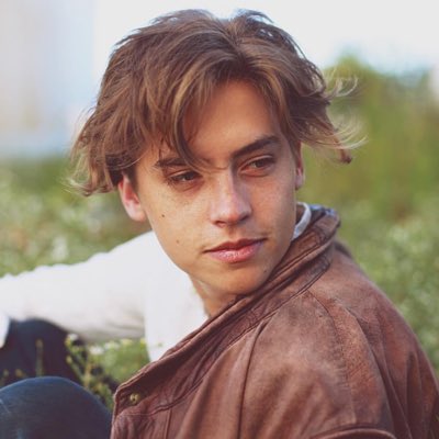 ELTONREIGN's tweet photo. #NewProfilePic https://t.co/UWGlIekDZd