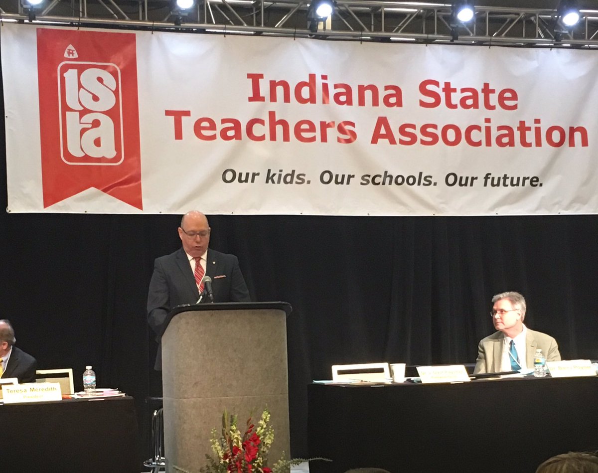 delynbeard's tweet image. Thank you, @IstaVice, for your leadership!!  💯💡🍎 #IamISTA #ISTARA18 🔴 @ISTAmembers 🔴