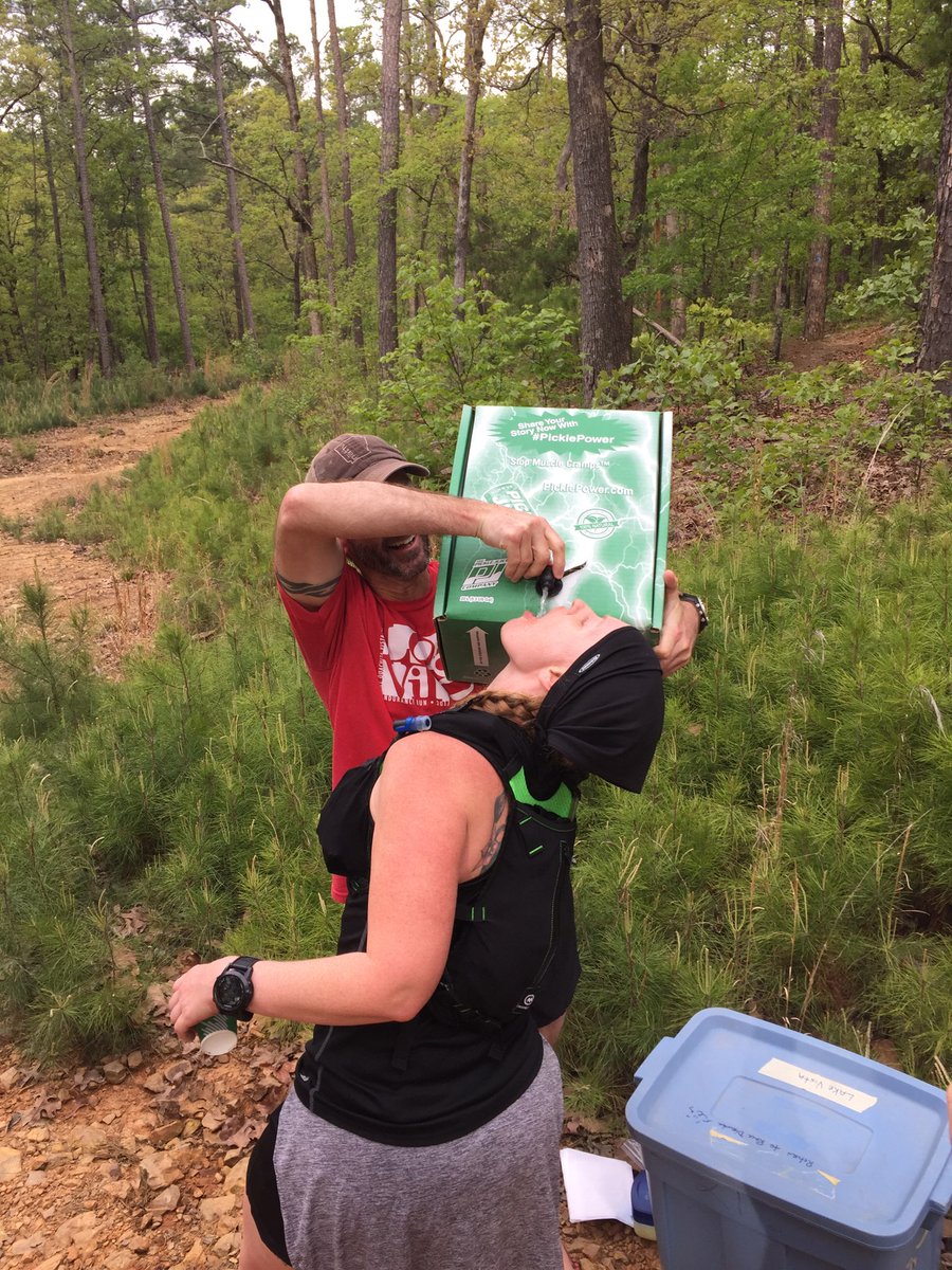 trail_ar's tweet image. Working the CATA aid station on the Ouachita Trail 50 run. Pickle Juice seems to be popular. #picklepower @PickleJuice2001 #artrails @ArkansasOutside