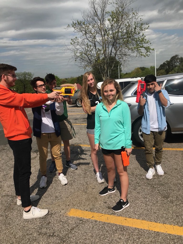 The68Club's tweet photo. Pulled up to Bojangles, less than pitiful effort. Better luck next week. #tooeasy @MaltRushmore @PcNerf https://t.co/n3IIQnBeba